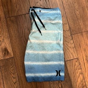 Classic Hurley boardshorts size 32